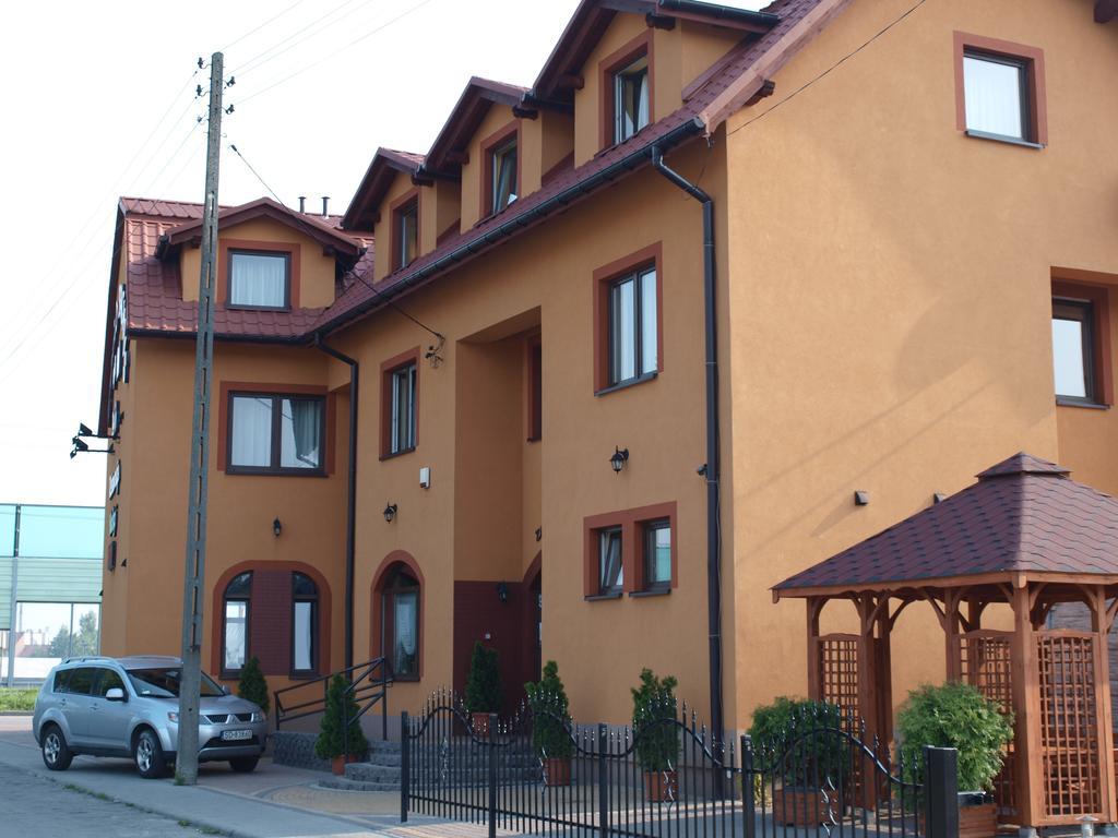 Zajazd Bachus Dąbrowa Górnicza Extérieur photo