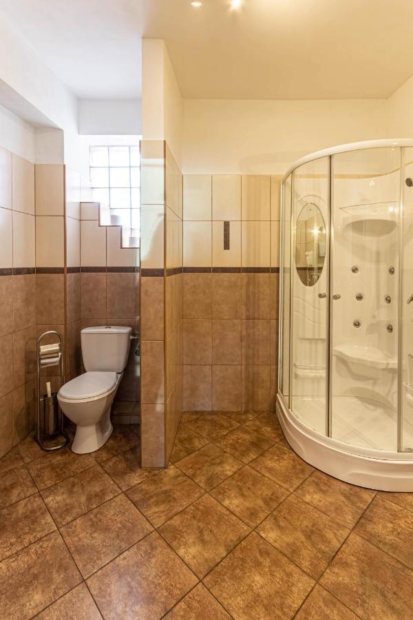 Zajazd Bachus Dąbrowa Górnicza Extérieur photo